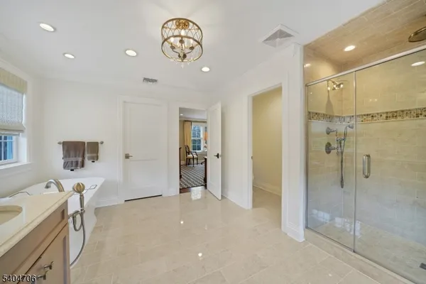 $2,275,000 | 5 Meadow Court, Madison, NJ 07940