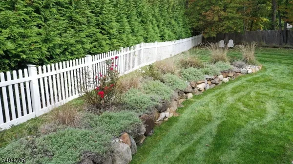 $2,275,000 | 5 Meadow Court, Madison, NJ 07940