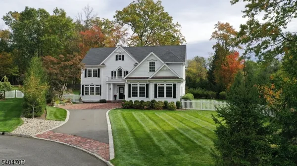 $2,275,000 | 5 Meadow Court, Madison, NJ 07940