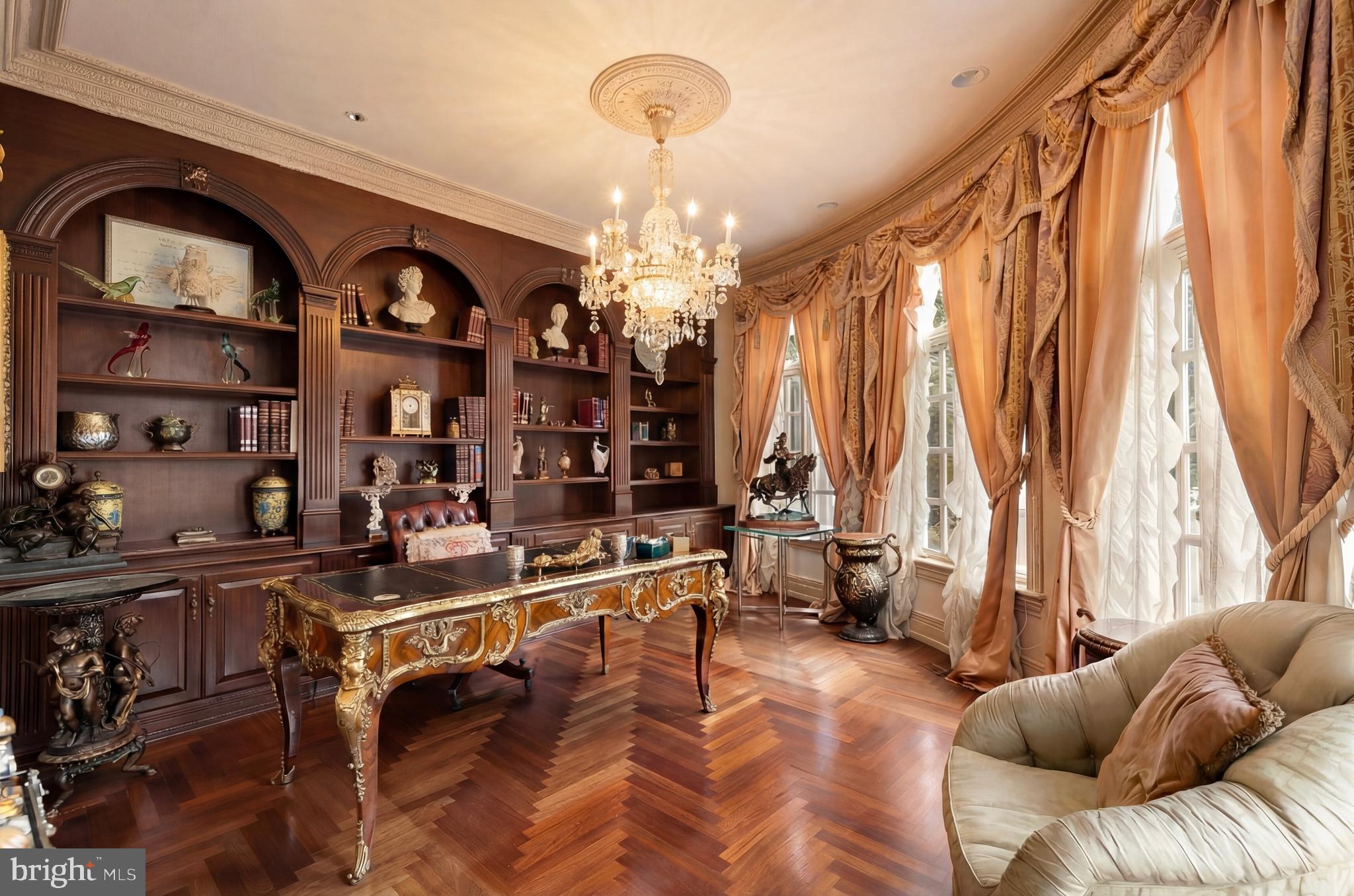 651 Mine Ridge Road Great Falls, VA 22066 - Photo 13 of 21 Distinguished Study Retreat