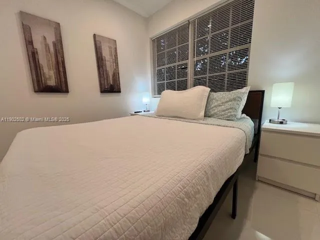 $2,900 | 1125 99th Street, Unit 12, Bay Harbor Islands, FL 33154