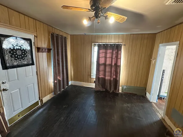 $55,000 | 45 South Arundel Street, Unit 41 S ARUNDEL ST, Emporia, KS 66801