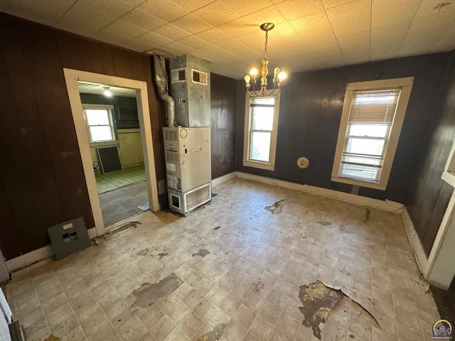 $55,000 | 45 South Arundel Street, Unit 41 S ARUNDEL ST, Emporia, KS 66801