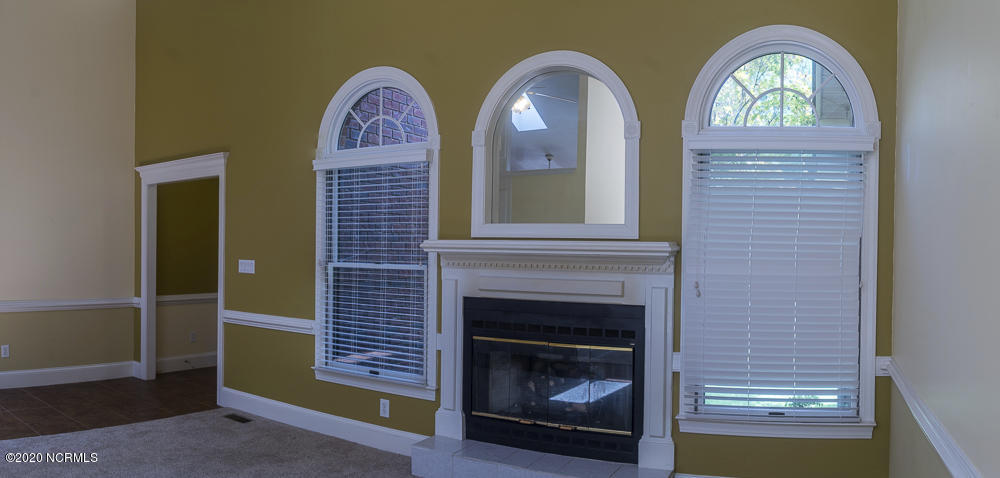 135 Pirates Road New Bern, NC 28562 - Photo 11 of 34 Fine Finishes