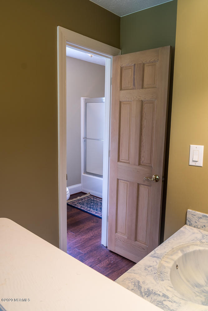 135 Pirates Road New Bern, NC 28562 - Photo 27 of 34 Sink for BR 2