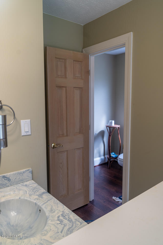 135 Pirates Road New Bern, NC 28562 - Photo 29 of 34 Sink for BR 3