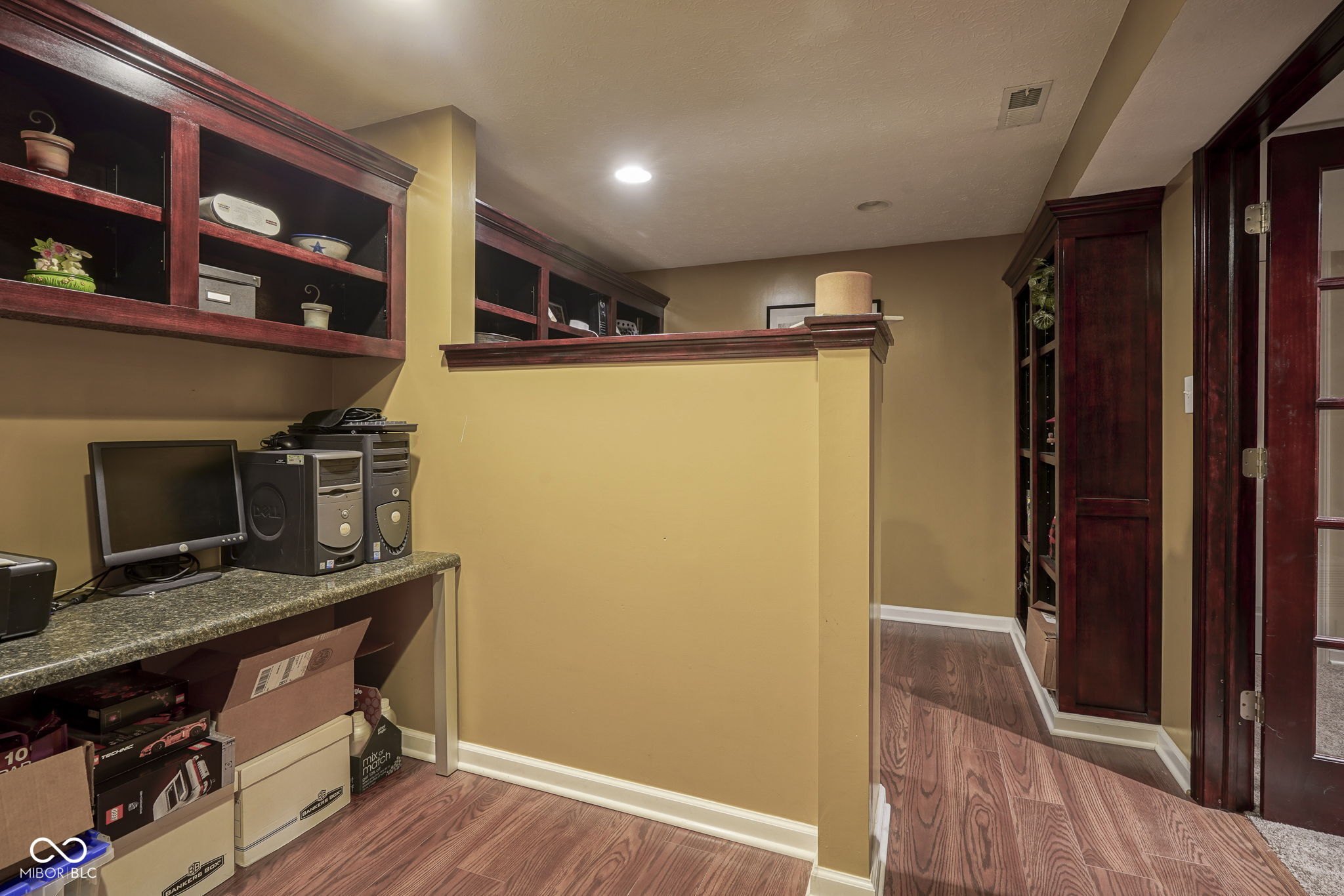 11458 Falling Water Way Fishers, IN 46037 - Photo 27 of 47 Gallery Image 27