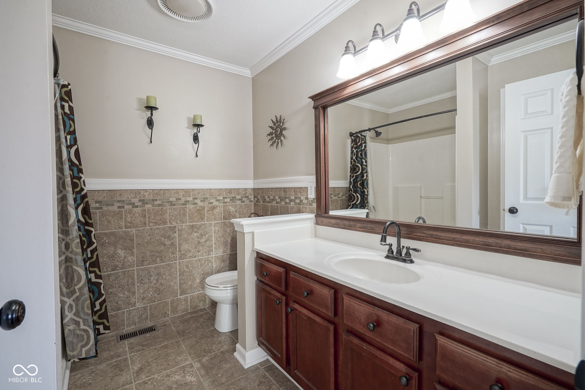 11458 Falling Water Way Fishers, IN 46037 - Photo 39 of 47 Gallery Image 39