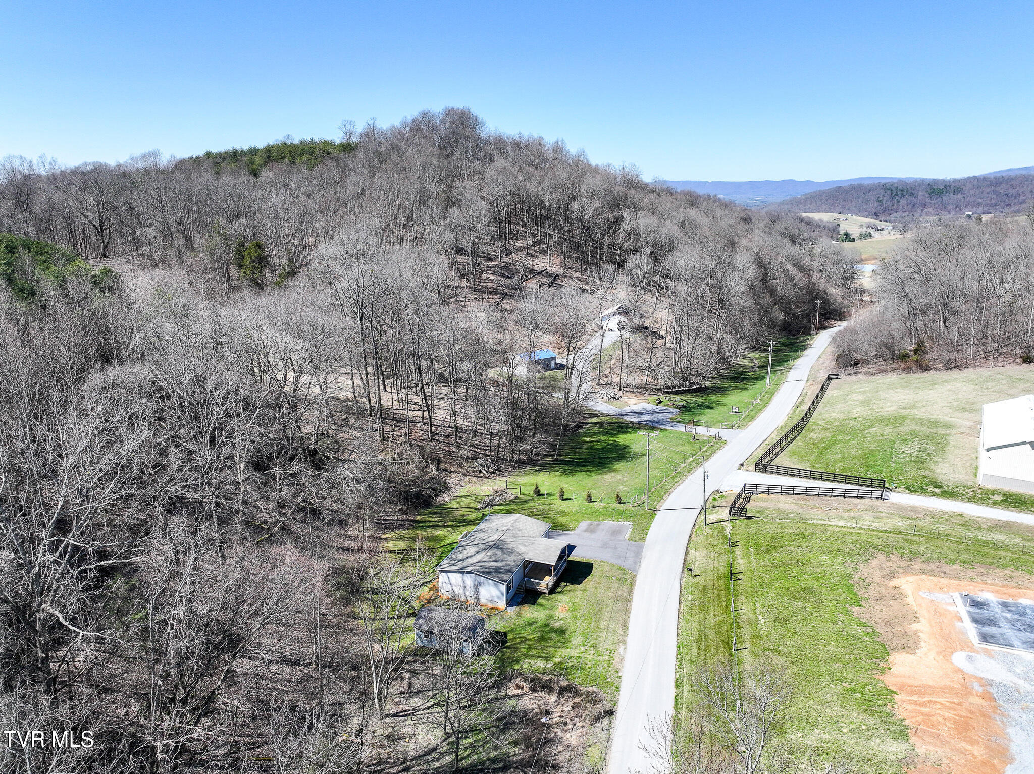 1320 Sugar Bowl Road Chuckey, TN 37641 - Photo 30 of 39 IMG_4040