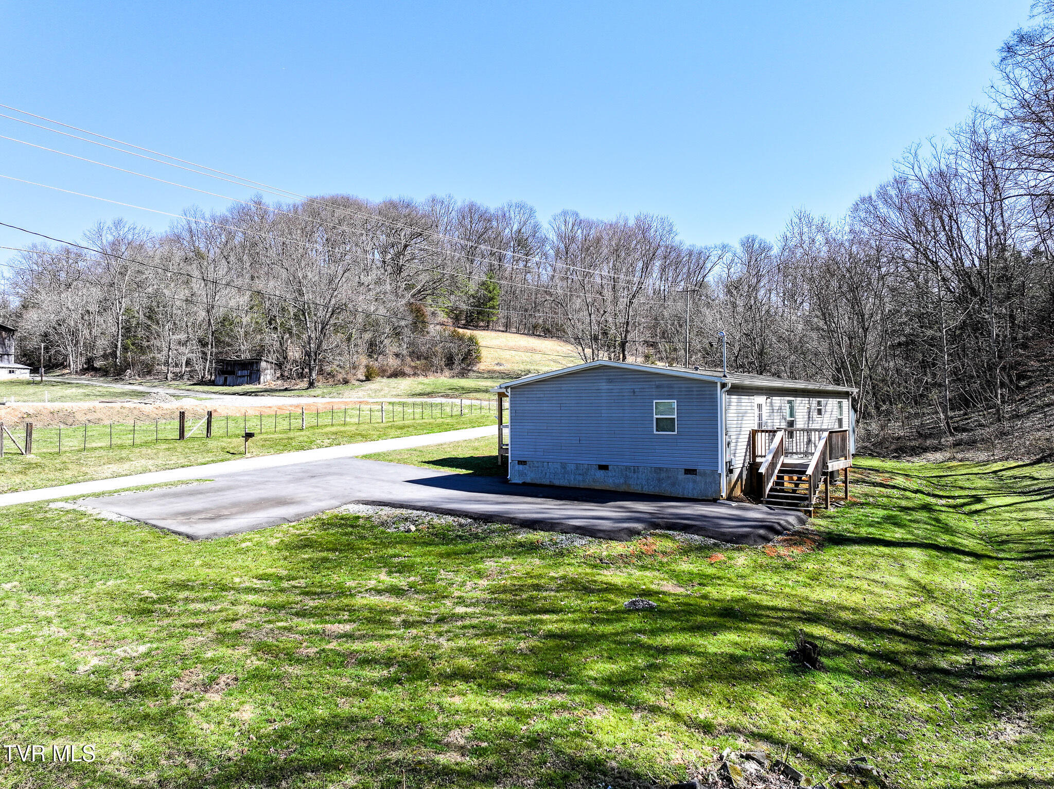 1320 Sugar Bowl Road Chuckey, TN 37641 - Photo 35 of 39 IMG_4031