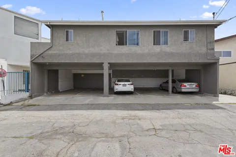 $2,450,000 | 1807 Oak Street, Santa Monica, CA 90405