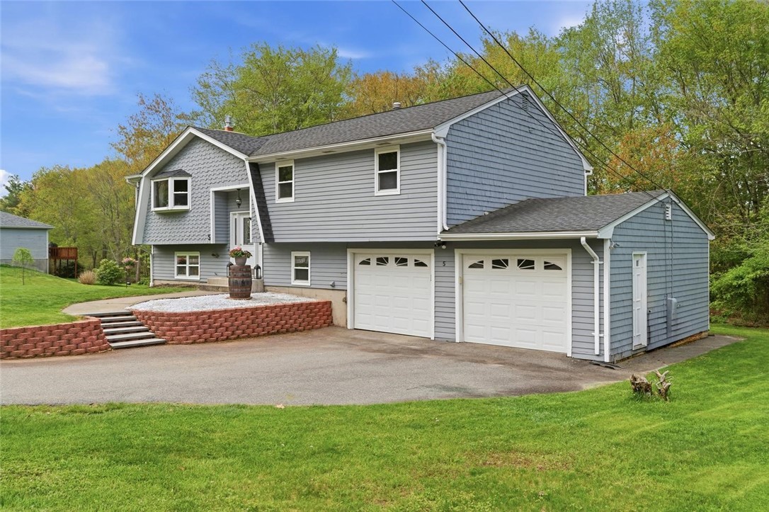 5 Dongay Road Smithfield, RI 02917 - Photo 30 of 48