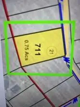 a view of a back yard