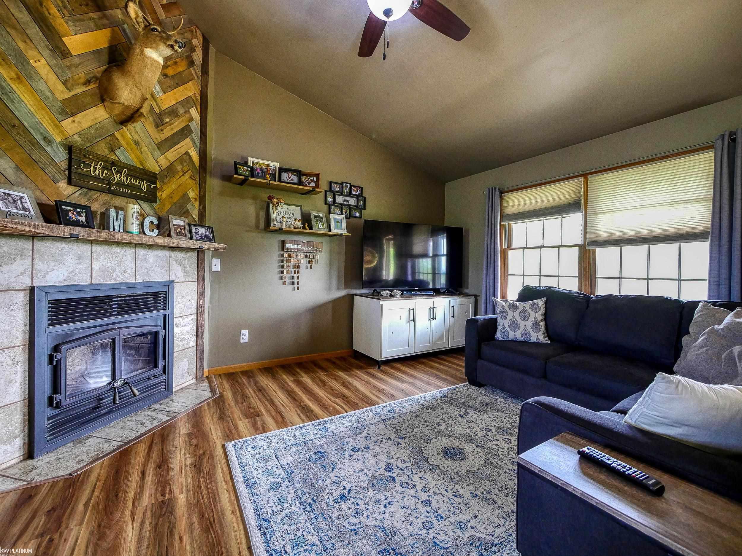 2915 Reeves Road Memphis, MI 48041 - Photo 17 of 45 50177073-89ea20d9-92ce-42e6-8bc7-e1b1e32a209a.JPG