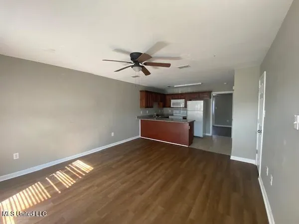 $1,350 | 13133 Tracewood Drive, Unit A, Gulfport, MS 39503