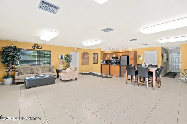 $1,950 | 201 St Lucie Lane, Unit 201, Cocoa Beach, FL 32931