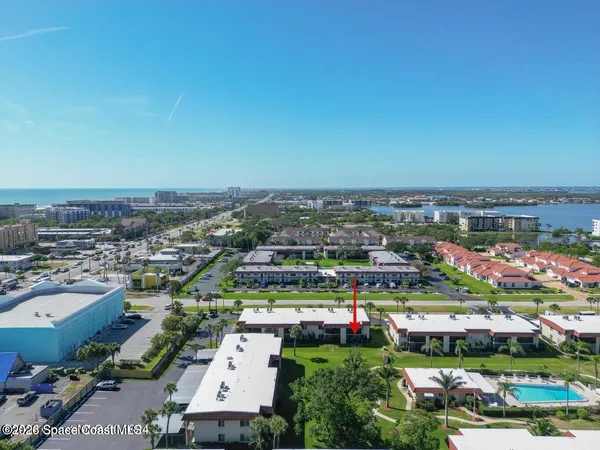 $1,950 | 201 St Lucie Lane, Unit 201, Cocoa Beach, FL 32931