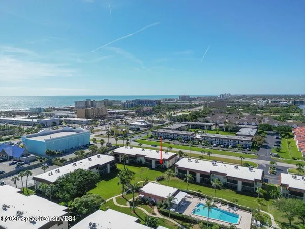 $1,950 | 201 St Lucie Lane, Unit 201, Cocoa Beach, FL 32931