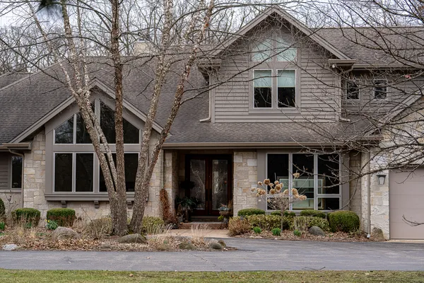$2,200,000 | 8806 Whispering Pnes Trail, Woodstock, IL 60098