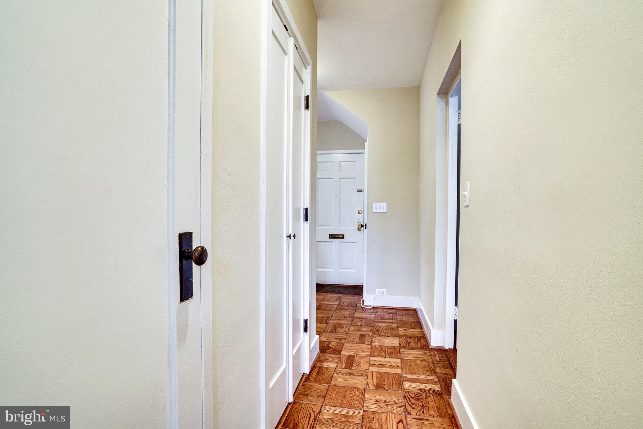 3312 Gunston Road Alexandria, VA 22302 - Photo 35 of 43 Hallway from bathroom to front door
