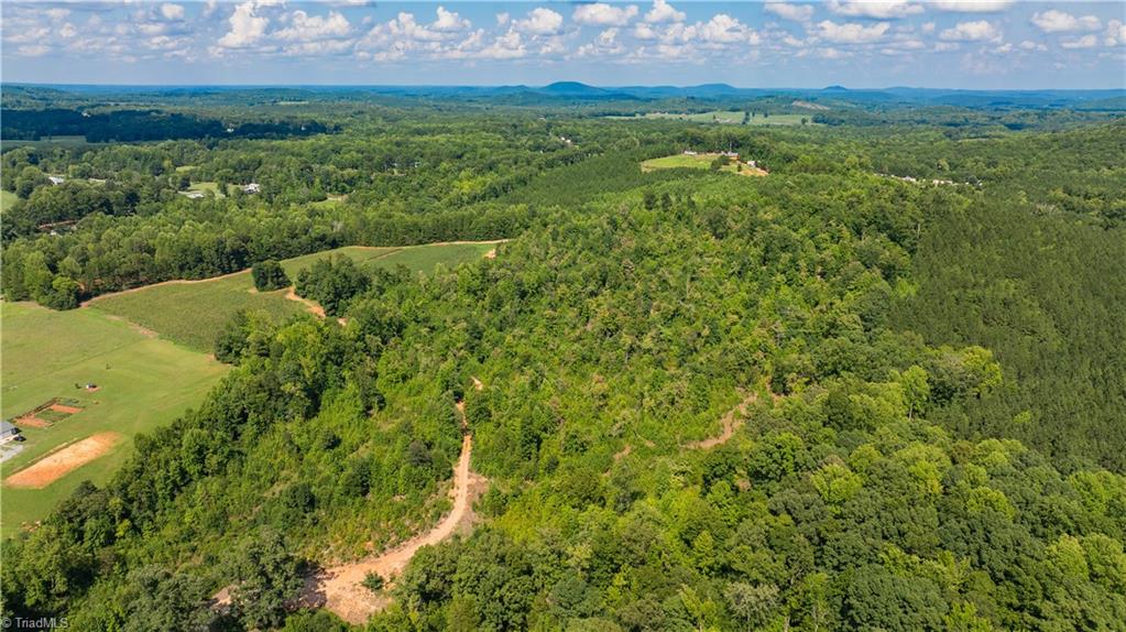 467 Crousetown Road Lexington, NC 27292 - Photo 13 of 19 Gallery Image 13