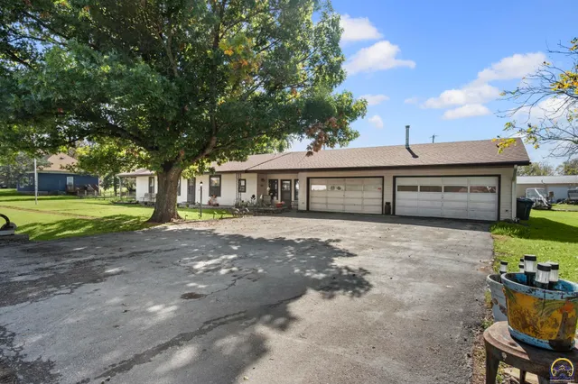 $245,000 | 2801 Main Street, Vassar, KS 66543