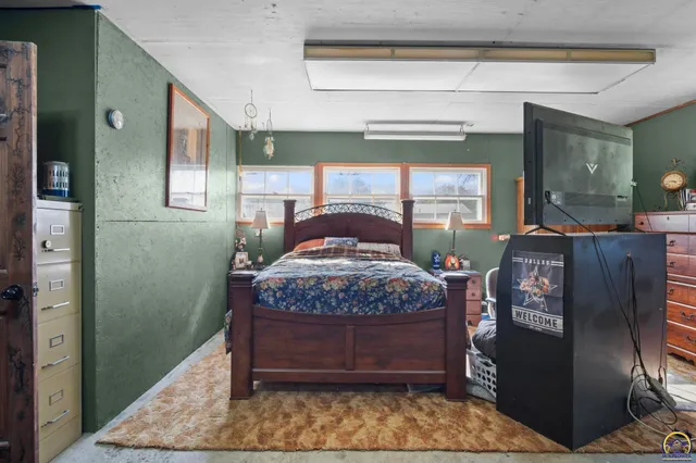 $245,000 | 2801 Main Street, Vassar, KS 66543