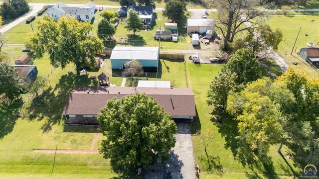 $245,000 | 2801 Main Street, Vassar, KS 66543