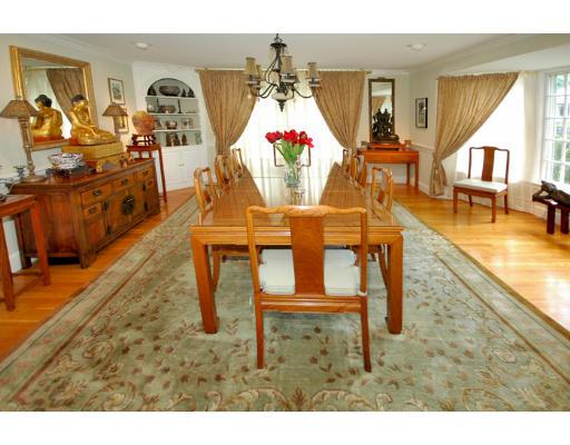 79 Baxter Road Brookline, MA 02445 - Photo 4 of 13