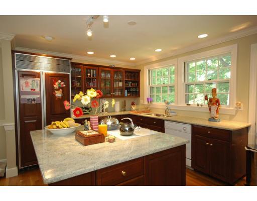 79 Baxter Road Brookline, MA 02445 - Photo 9 of 13