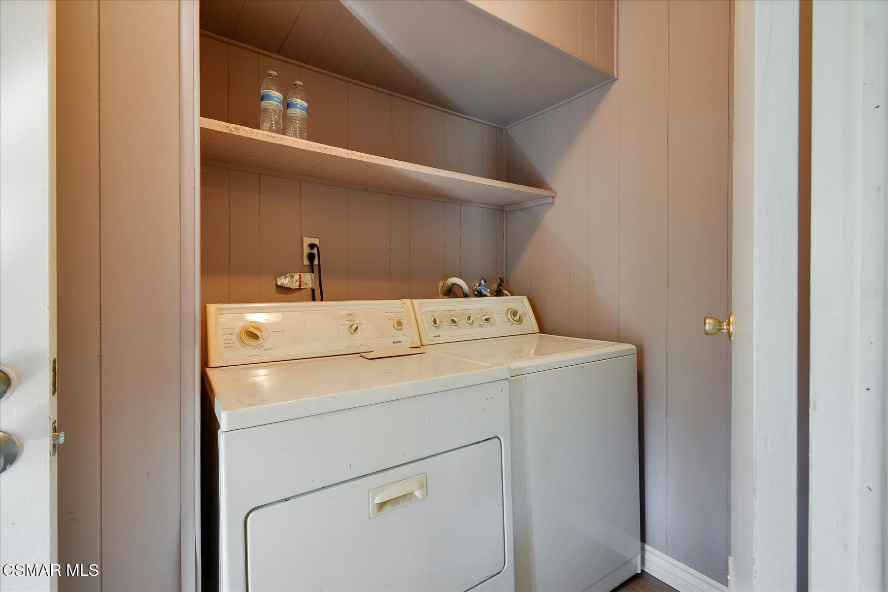 6480 Katherine Road, Unit 21 Simi Valley, CA 93063 - Photo 42 of 42 a utility room with dryer and washer