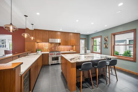 $1,969,000 | 1101 Forest Avenue, Wilmette, IL 60091