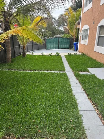 $2,200 | 36 Northeast 64th Terrace, Unit A, Miami, FL 33138