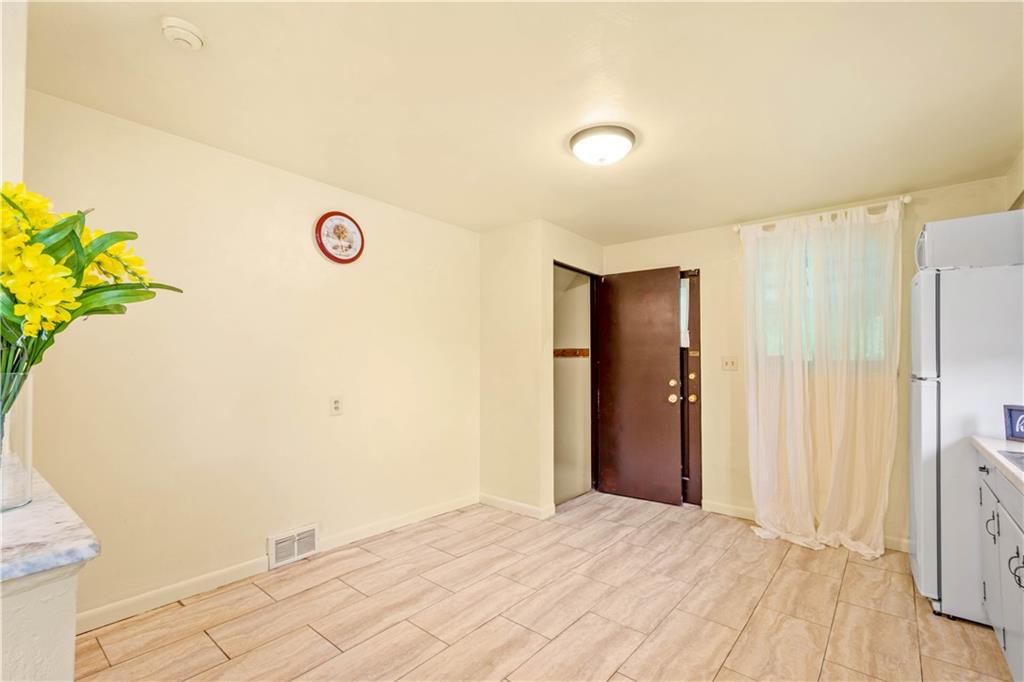 4073 Brighton Road Pittsburgh, PA 15212 - Photo 21 of 25 Gallery Image 21