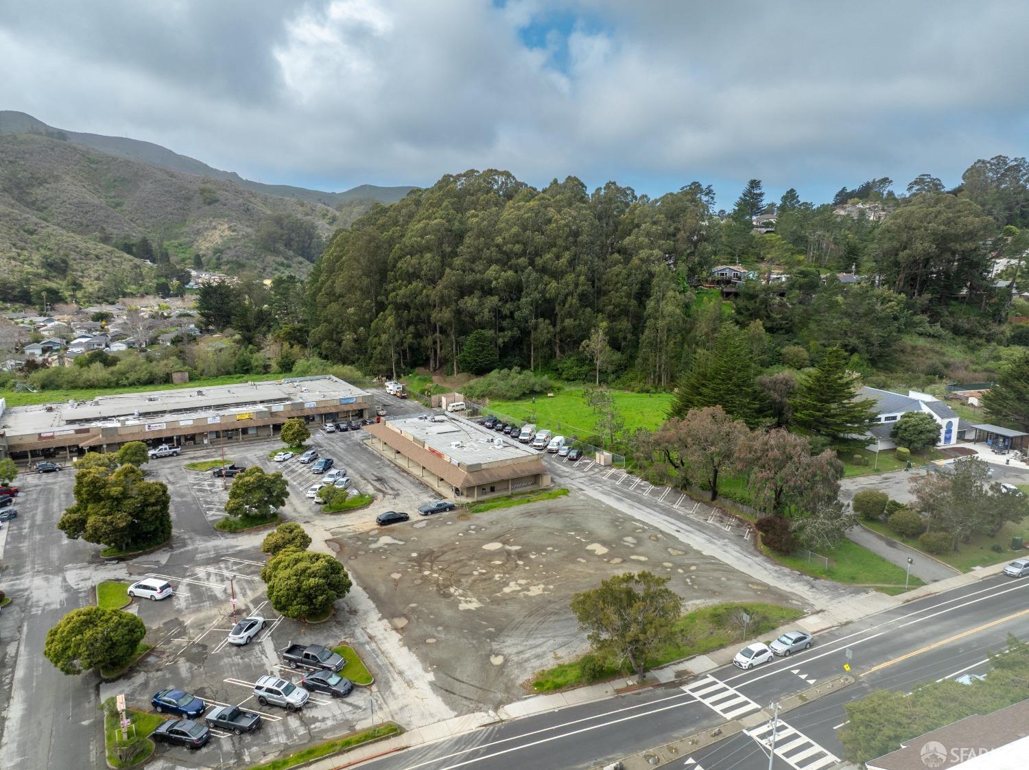 1055 Terra Nova Boulevard Pacifica, CA 94044 - Photo 3 of 13 an aerial view of residential houses with outdoor space