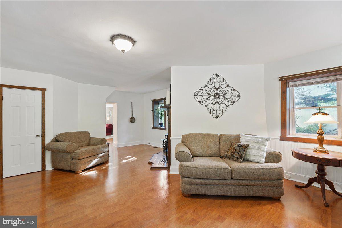 109 Waterville Road Wallingford, PA 19086 - Photo 20 of 48