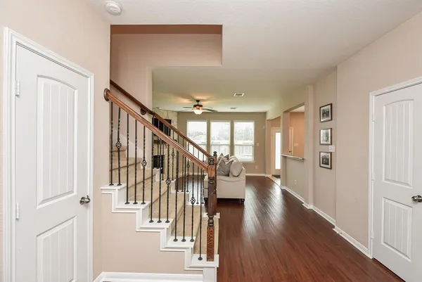 $385,000 | 7002 Edwanna Lane, Spring, TX 77389