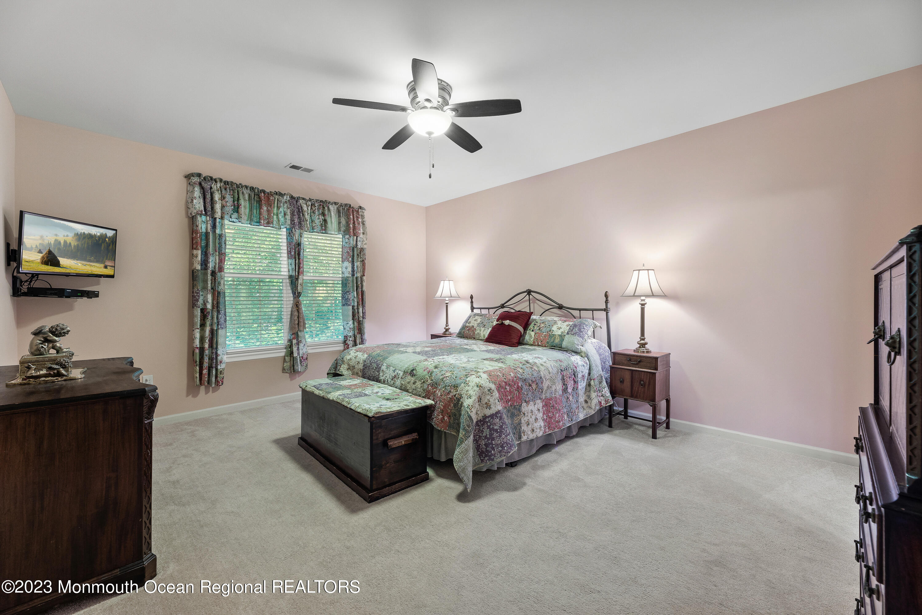 29 Kingston Drive Jackson, NJ 08527 - Photo 19 of 41 MASTER BEDROOM