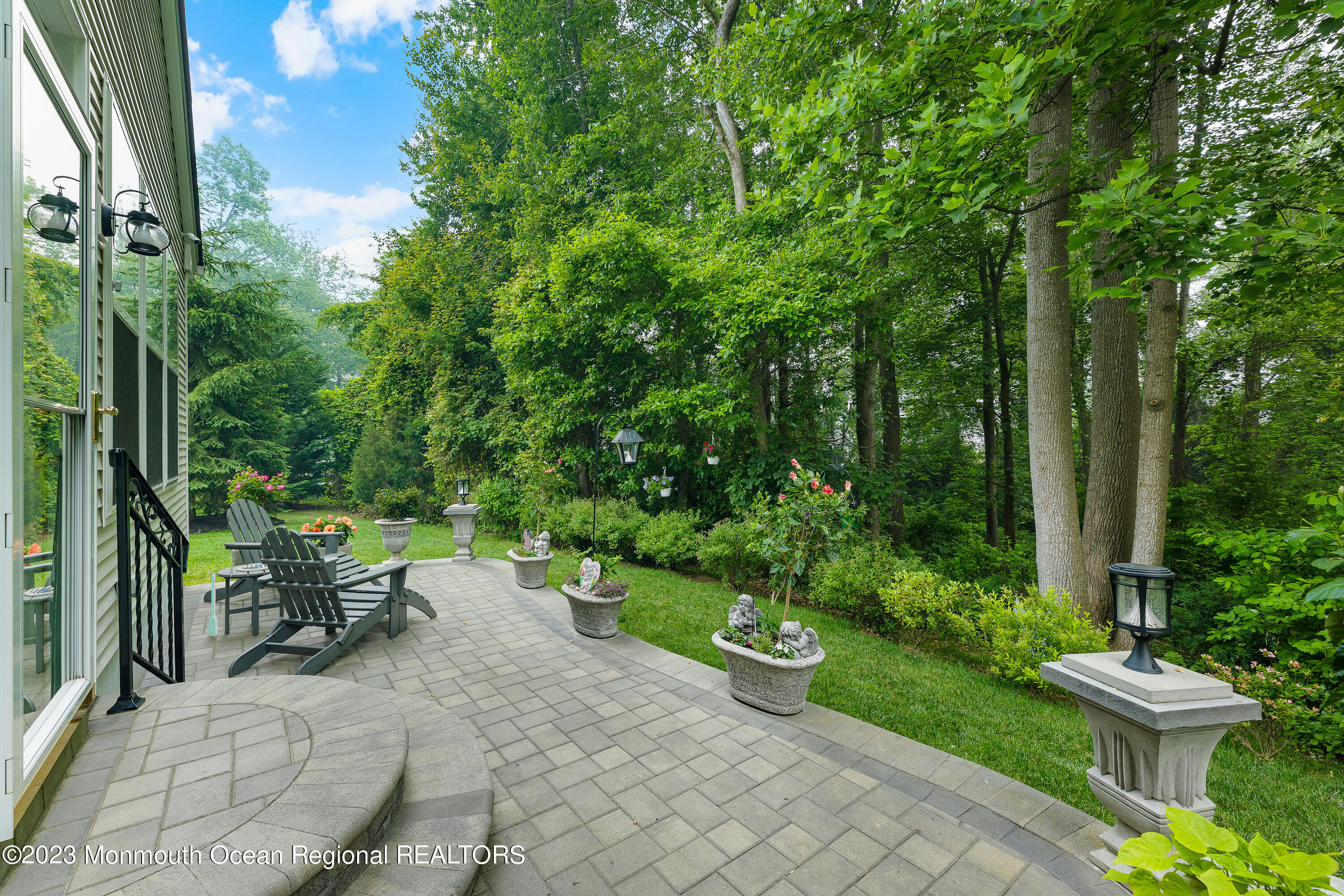 29 Kingston Drive Jackson, NJ 08527 - Photo 26 of 41 PAVER PATIO