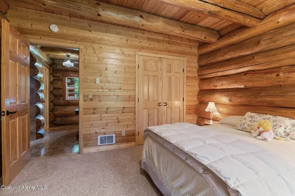 $1,795,000 | 1198 Mountain View Drive, Sandpoint, ID 83864