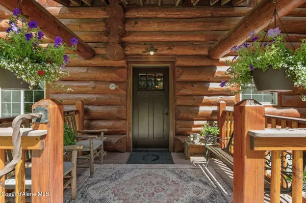 $1,795,000 | 1198 Mountain View Drive, Sandpoint, ID 83864