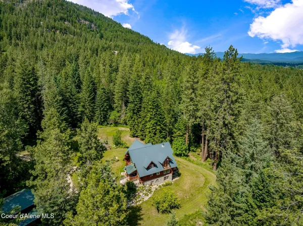 $1,795,000 | 1198 Mountain View Drive, Sandpoint, ID 83864