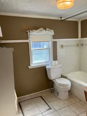 $121,500 | 306 East Main Street, Redkey, IN 47373