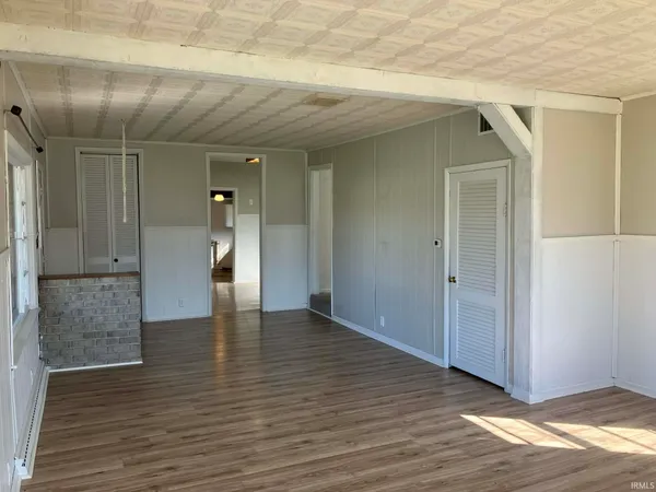 $121,500 | 306 East Main Street, Redkey, IN 47373