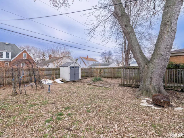 $74,900 | 1010 Black Street, Pekin, IL 61554