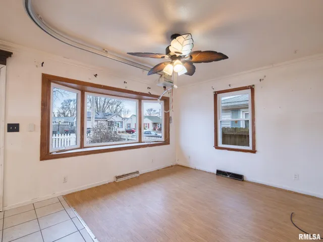 $74,900 | 1010 Black Street, Pekin, IL 61554