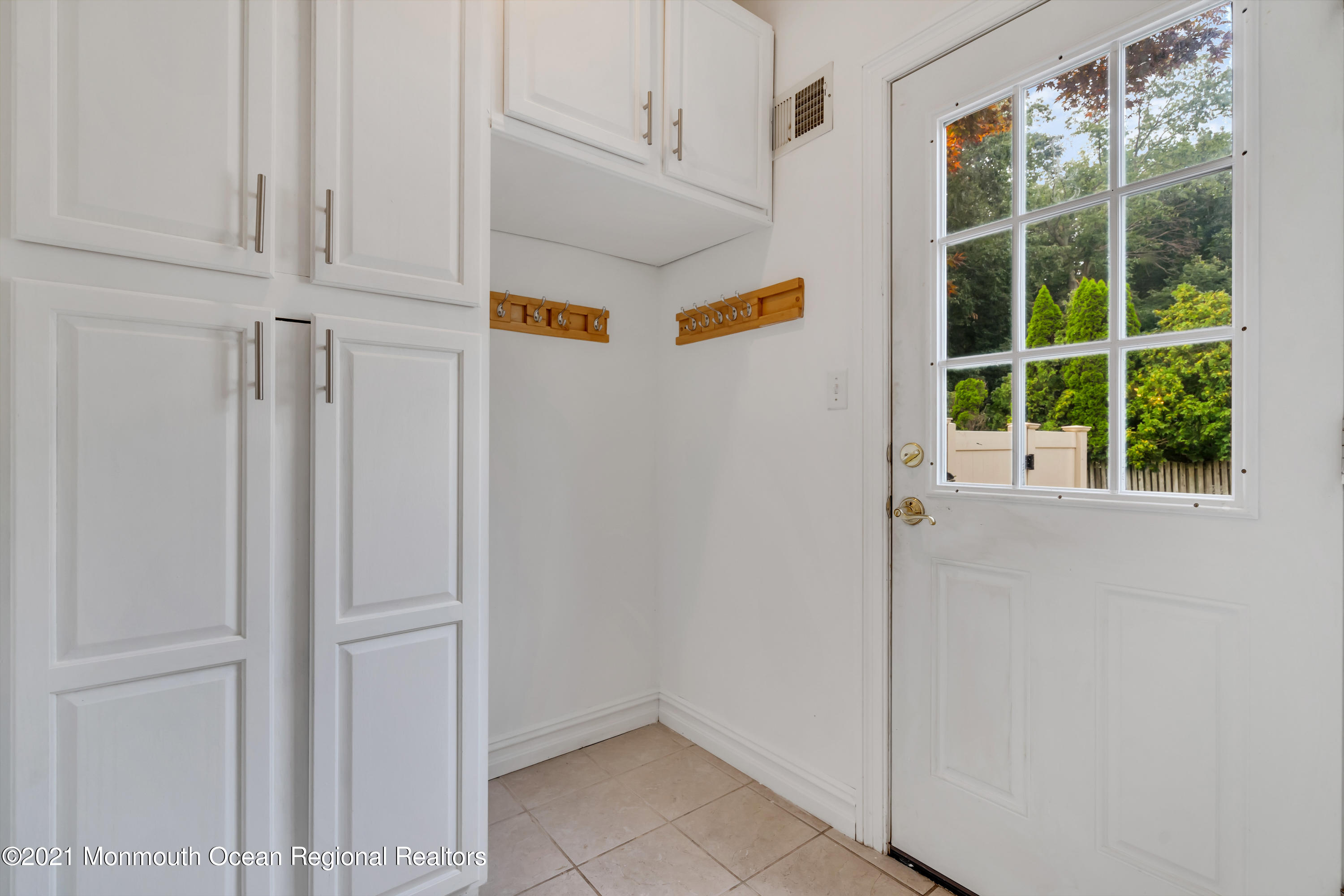 20 Highland Drive Jackson, NJ 08527 - Photo 25 of 62 a view of an empty room with windows
