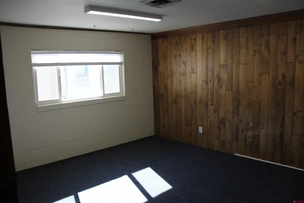 $1,950 | 960 East 2nd Avenue, Unit EAST OFFICE 2, Durango, CO 81301