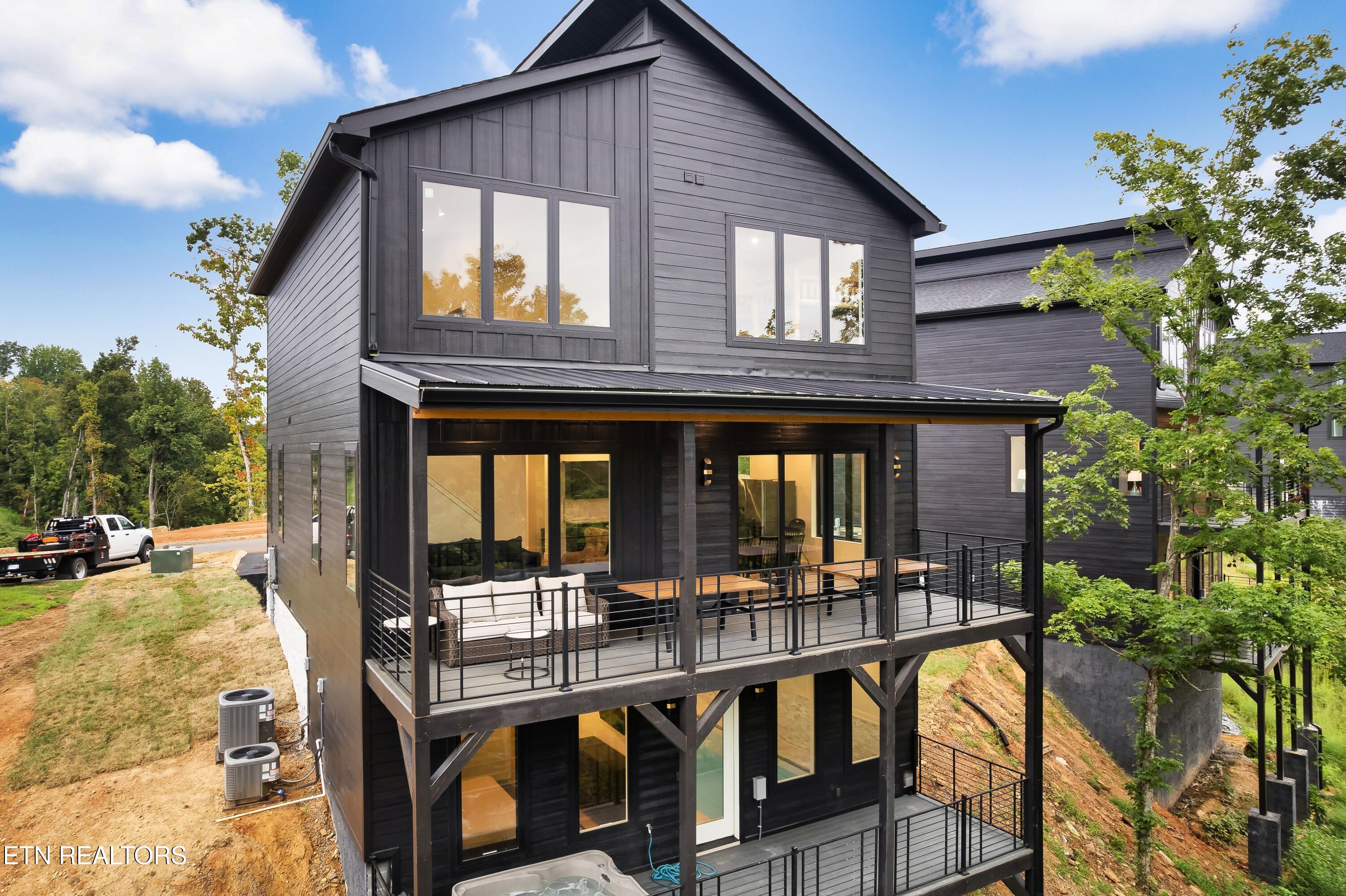 1222 Reedmont Way Sevierville, TN 37876 - Photo 4 of 35 1222Rre-4