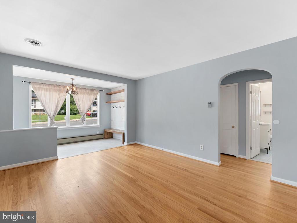 9129 Avondale Road Baltimore, MD 21234 - Photo 15 of 42 Gallery Image 15